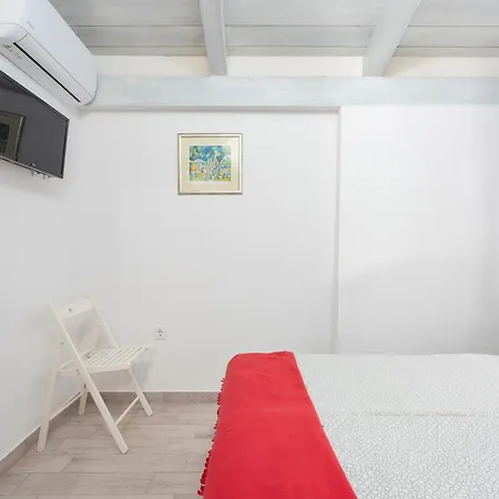 بيت للعطل House Matea *