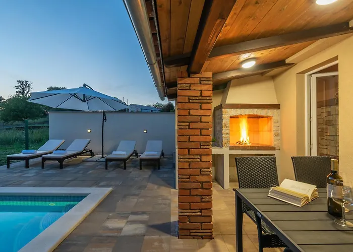 Semesterbostad House Matea Prnjani