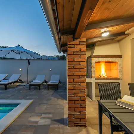 Holiday home House Matea Prnjani